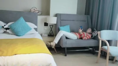 多人轮操人妻高潮迭起！直呼不行了受不了了啊啊啊