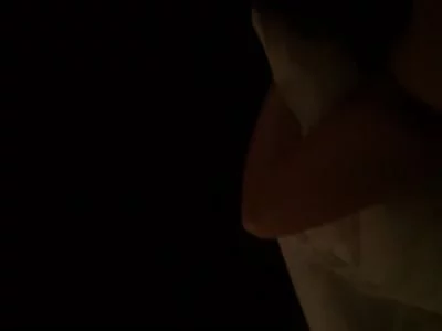 第一次发自拍，求关照。